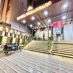 Vedangam ! - Foreigner's Choice ! Fully Air-conditioned With Parking Availability, Near Kashi Vishwanath Temple, And Ganga Ghat 4* Varanasi