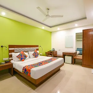 Fabhotel The Kings Plaza 3* New Delhi